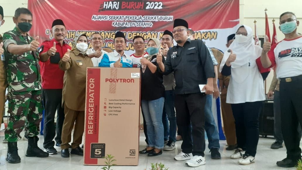 Dirumahkan Pada Saat Pandemi Covid-19, Perusahaan di Kabupaten Serang Diminta Pekerjakan Kembali Karyawannya 1 Dirumahkan Pada Saat Pandemi Covid-19, Perusahaan di Kabupaten Serang Diminta Pekerjakan Kembali Karyawannya