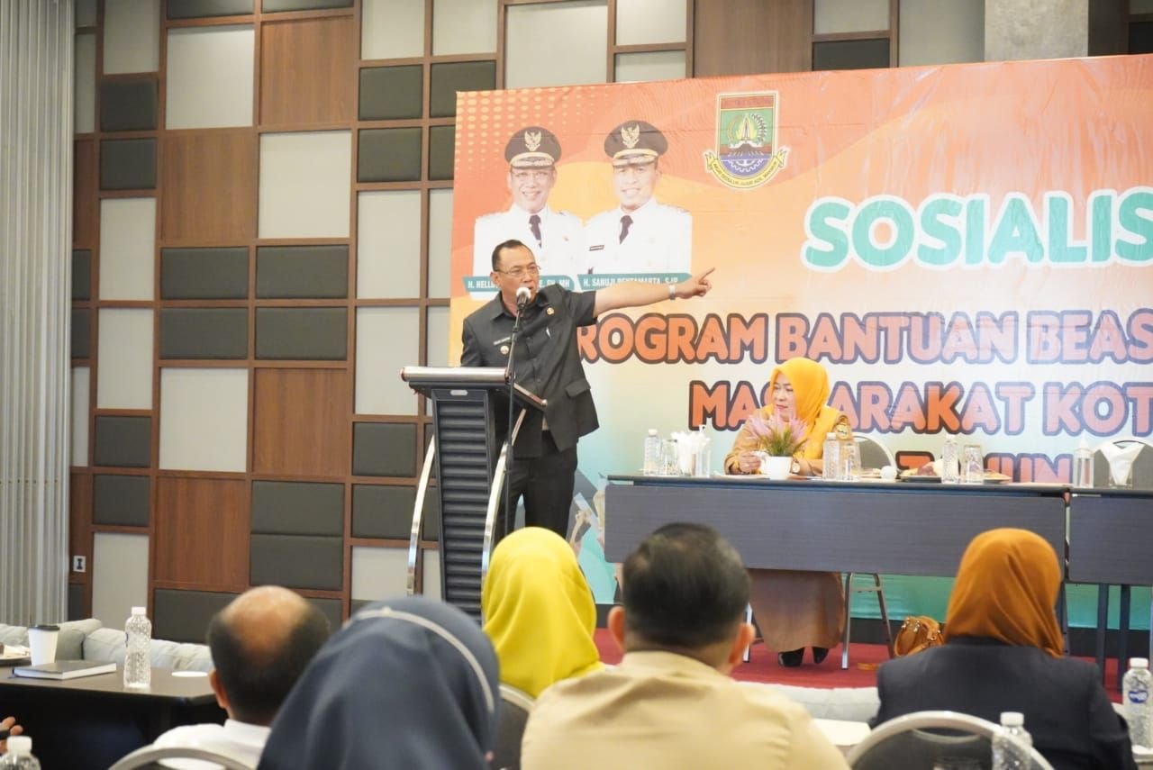 Tak Hanya Damprat Pejabat Eselon II, Helldy juga Semperot dan Ancam Lurah Tak Becus Bakal Diganti