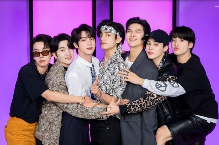 Single Yet To Come dari BTS Memecahkan Rekor Debut Spotify untuk Kategori Lagu Berbahasa Korea 1 Lirik Lagu Run dari Album Proof Milik BTS Lengkap dengan Terjemahannya