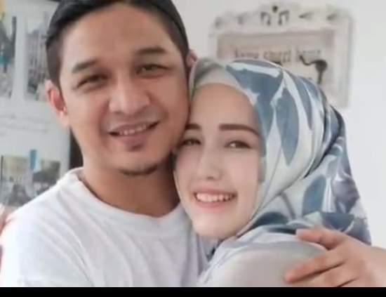 Sederet Artis Tanah Air Yang menikahi Pramugari