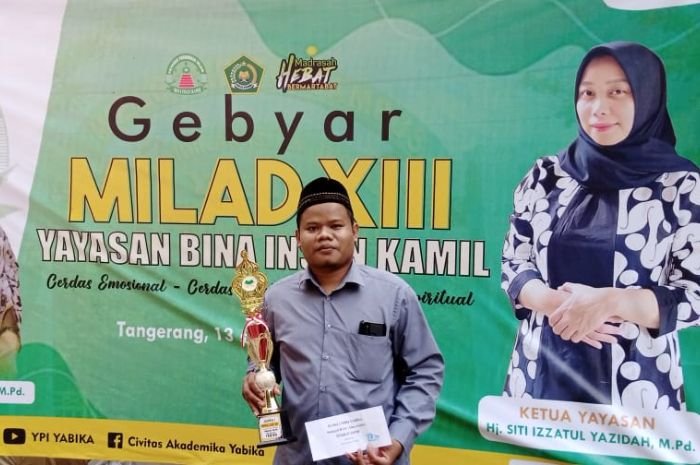 Dua Siwa SDIU Cahaya Al-Fatih Pandeglang Rebut Juara Pertama Lomba Tahfidz