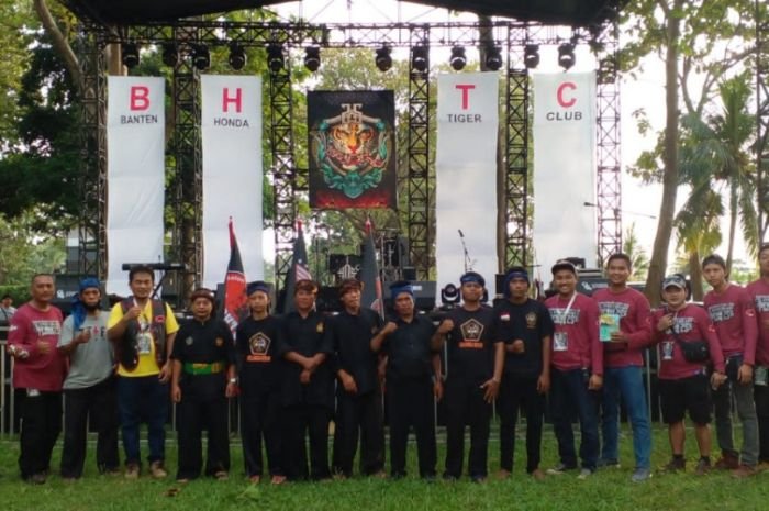 Mengenal Lebih Dekat BHTC, Klub Motor yang Getol Promosikan Debus Banten 1 Mengenal Lebih Dekat BHTC, Klub Motor yang Getol Promosikan Debus Banten