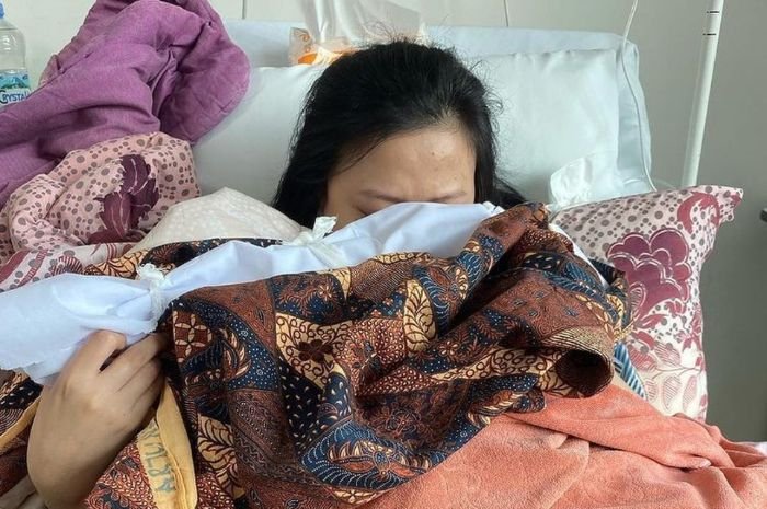 Masih Ingat Kisah Layangan Putus Versi ASN? Kini Calon Bayi Polwan Briptu Suci Darma Meninggal