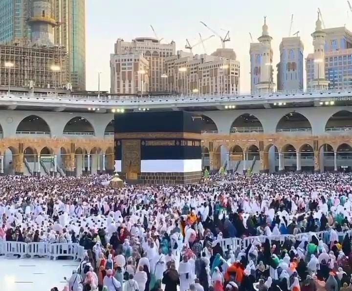 Bacaan Tasbih, Tahmid dan Takbir Sambut Idul Adha 1443 H, Lengkap dengan Terjemahannya 3 Bacaan Tasbih, Tahmid dan Takbir Sambut Idul Adha 1443 H, Lengkap dengan Terjemahannya