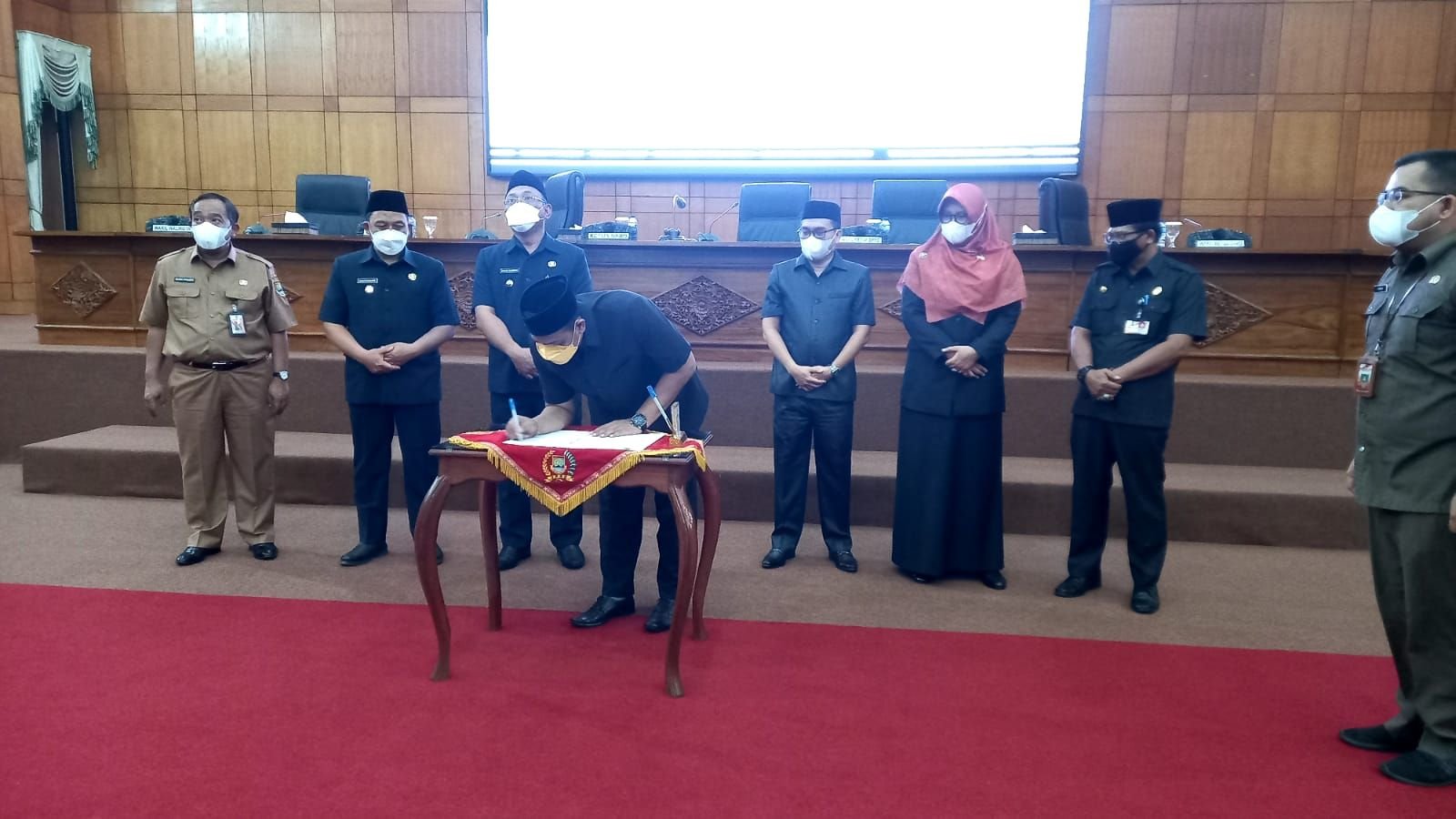 Terima Raperda Pertanggungjawaban APBD 2021, DPRD Kota Cilegon Perketat Anggaran di 2023 1 Terima Raperda Pertanggungjawaban APBD 2021, DPRD Kota Cilegon Perketat Anggaran di 2023