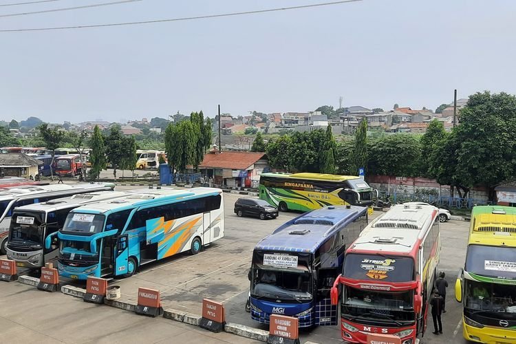 Up Date Harga Tiket Bus di Terminal Kampung Rambutan Setelah Pemerintah Menaikkan Harga BBM