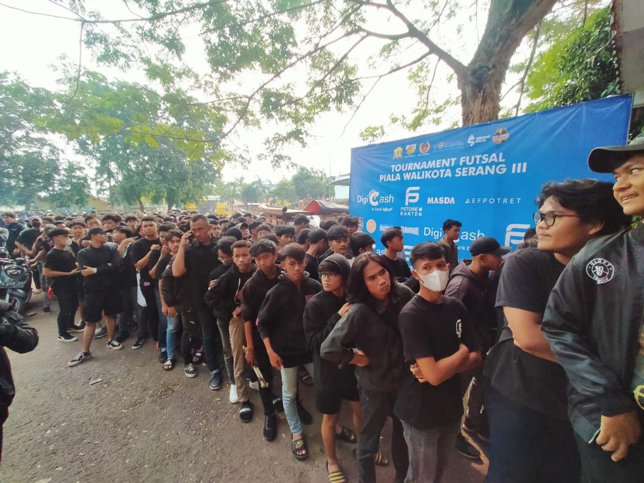 Penonton Turnamen Futsal Piala Walikota Serang 2022 Membeludak