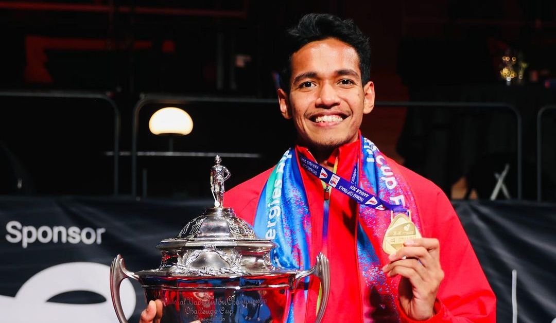 Juara Malaysia Masters 2022 Ngambek Tak Diperlakukan Sama Seperti Anthony Ginting: Pak Jokowi Pilih Kasih 1 Juara Malaysia Masters 2022 Ngambek Tak Diperlakukan Sama Seperti Anthony Ginting: Pak Jokowi Pilih Kasih