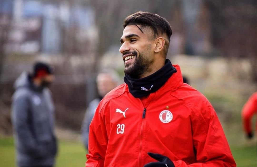 Persija Rekrut Pemain Timnas Bahrain Abdulla Yusuf Helal , Ini Profil Lengkapnya, Termasuk Agama dan Klub Asal 1 Persija Rekrut Pemain Timnas Bahrain Abdulla Yusuf Helal , Ini Profil Lengkapnya, Termasuk Agama dan Klub Asal
