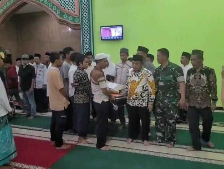 Wakil Walkota Subadri Ikut Sholatkan 9 Jenazah Korban Kecelakaan Odong Odong Tertabrak Kereta Api