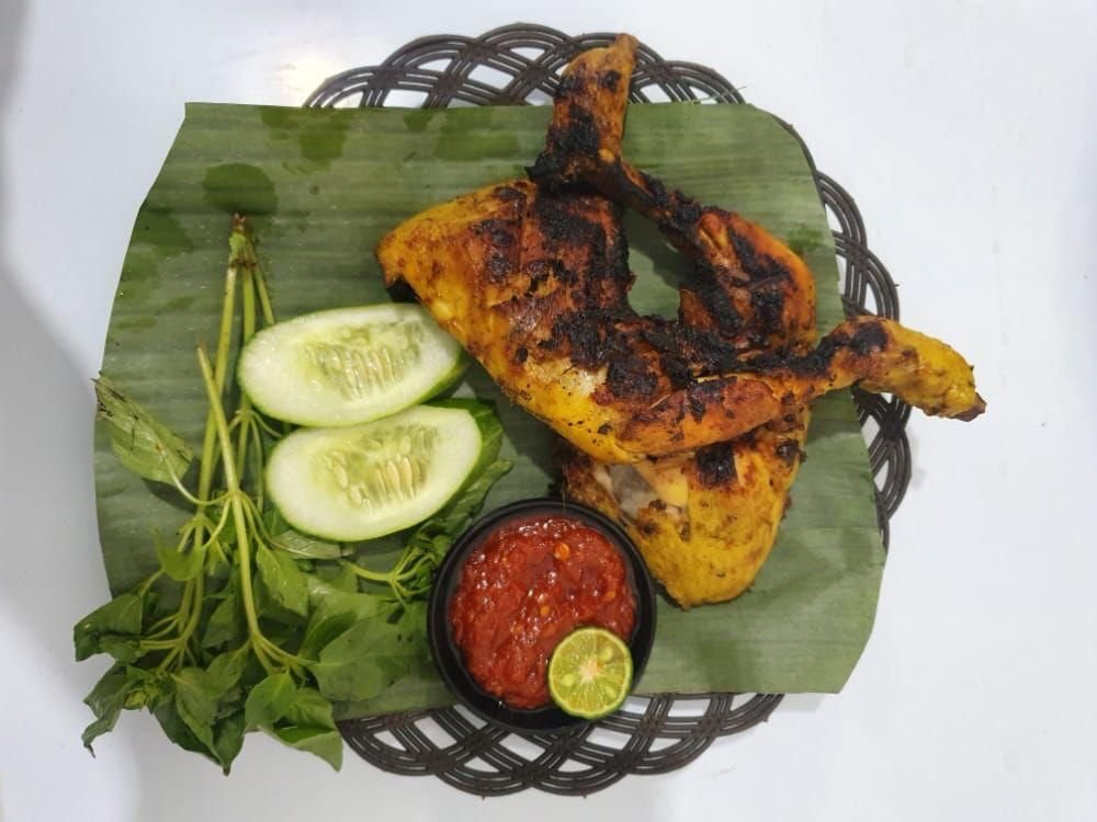 Dapoer Indah di Cipocok Jaya Punya Menu Bebek Best Seller yang Wajib Dicoba