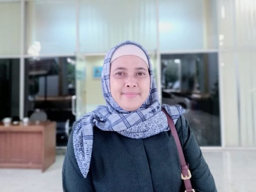 Anggota DPRD Banten Encop Sopia Tawarkan Solusi Hidup Sehat, Tanam Apotek Hidup di Pekarangan 1 Anggota DPRD Banten Encop Sopia Tawarkan Solusi Hidup Sehat, Tanam Apotek Hidup di Pekarangan