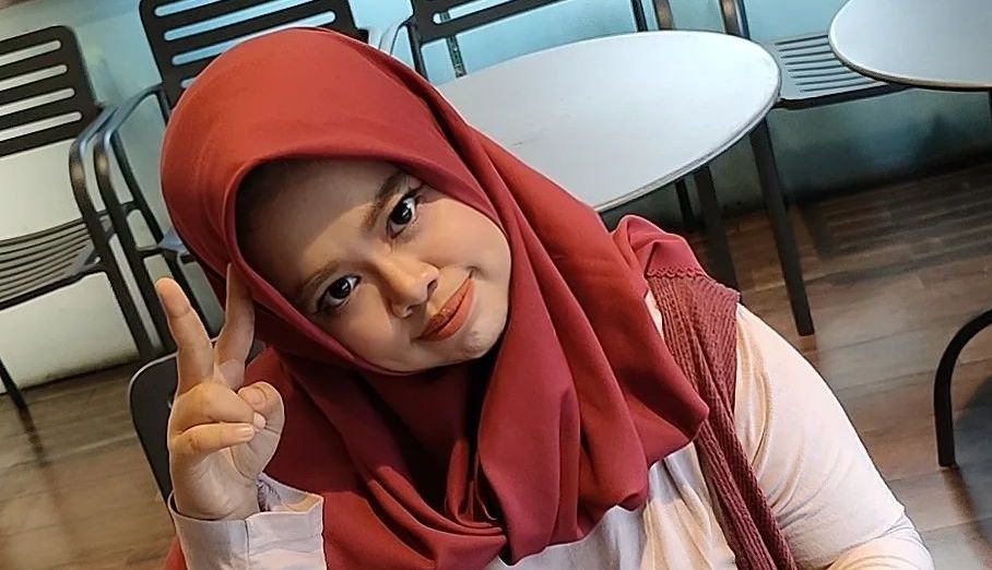 Kekeyi Klarifikasi Bukan Syakir Daulay yang Melamar Dirinya Melainkan Pria Inisial ‘HS’, Siapakah? 1 Kekeyi Klarifikasi Bukan Syakir Daulay yang Melamar Dirinya Melainkan Pria Inisial ‘HS’, Siapakah?