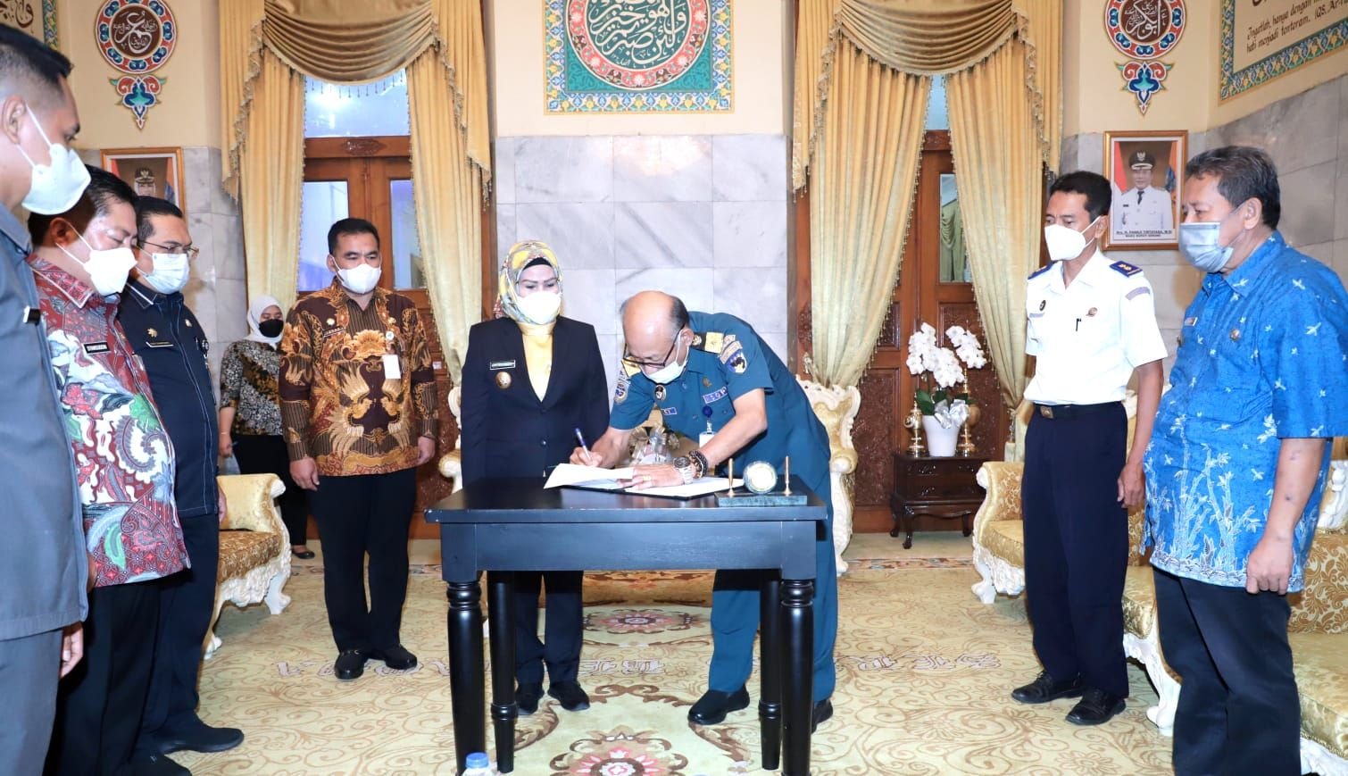 Penjualan Hasil Tambang Melalui Jalur Laut di kabupaten Serang Bakal Dipantau 2 Penjualan Hasil Tambang Melalui Jalur Laut di kabupaten Serang Bakal Dipantau