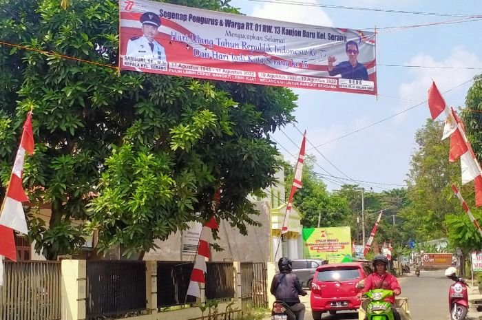 Meriahkan HUT Kota Serang ke-15 dan HUT RI ke-77, 27 RW di Kelurahan Serang Ramai-ramai Pasang Spanduk