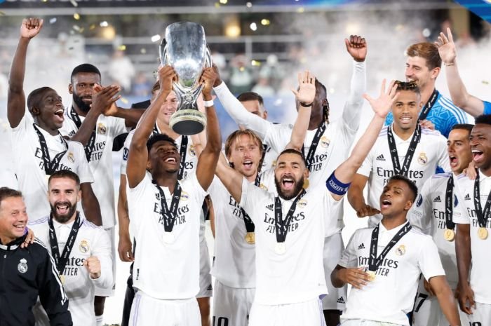 Rengkuh UEFA Super Cup, Real Madrid Samai Torehan AC Milan dan Barcelona