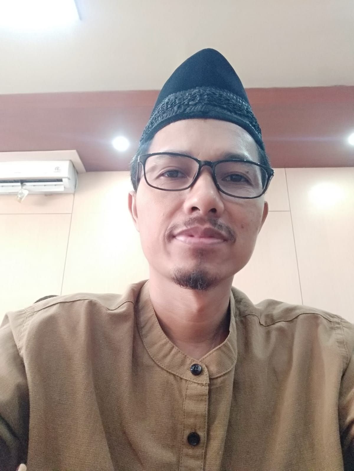 KPU Kota Serang Lakukan Verifikasi Administrasi 25.883 Data Anggota Parpol 1 KPU Kota Serang Lakukan Verifikasi Administrasi 25.883 Data Anggota Parpol