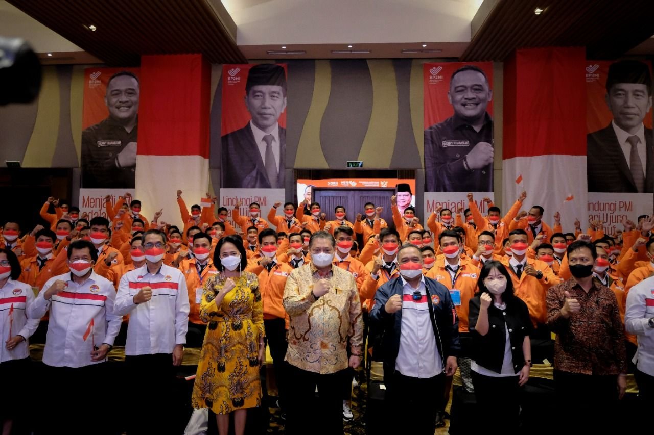 Menko Airlangga : Pemerintah Berikan KUR PMI Rp100 juta, PMI tidak Perlu Menjual Barang atau Berhutang 1 Menko Airlangga : Pemerintah Berikan KUR PMI Rp100 juta, PMI tidak Perlu Menjual Barang atau Berhutang