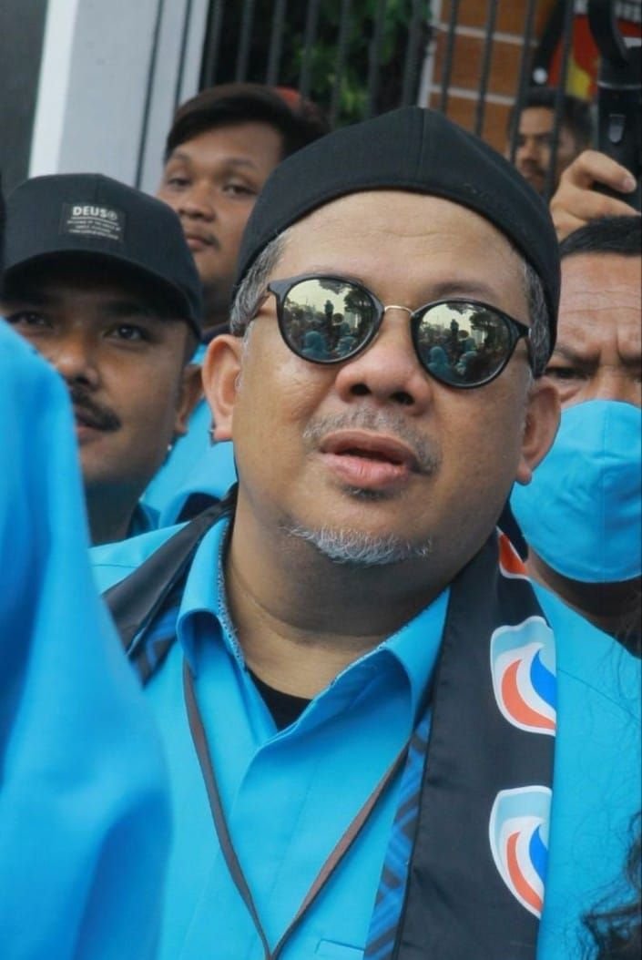 Bela Mahfud MD Soal Anggota DPR yang Diduga Terlibat Kasus Ferdy Sambo, Fahri Hamzah: Itu Sah-sah saja 3 Bela Mahfud MD Soal Anggota DPR yang Diduga Terlibat Kasus Ferdy Sambo, Fahri Hamzah: Itu Sah-sah saja