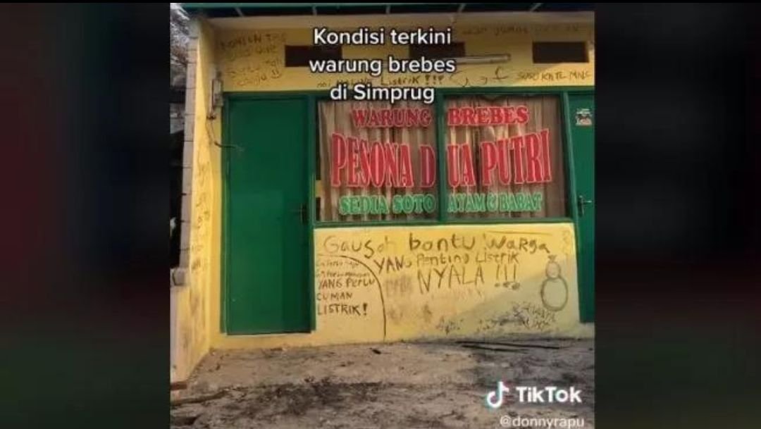Gara-gara Ini, Warteg Barokah yang Selamat dari Kebakaran Simprug Dipenuhi Coretan Protes Warga 7 Gara-gara Ini, Warteg Barokah yang Selamat dari Kebakaran Simprug Dipenuhi Coretan Protes Warga