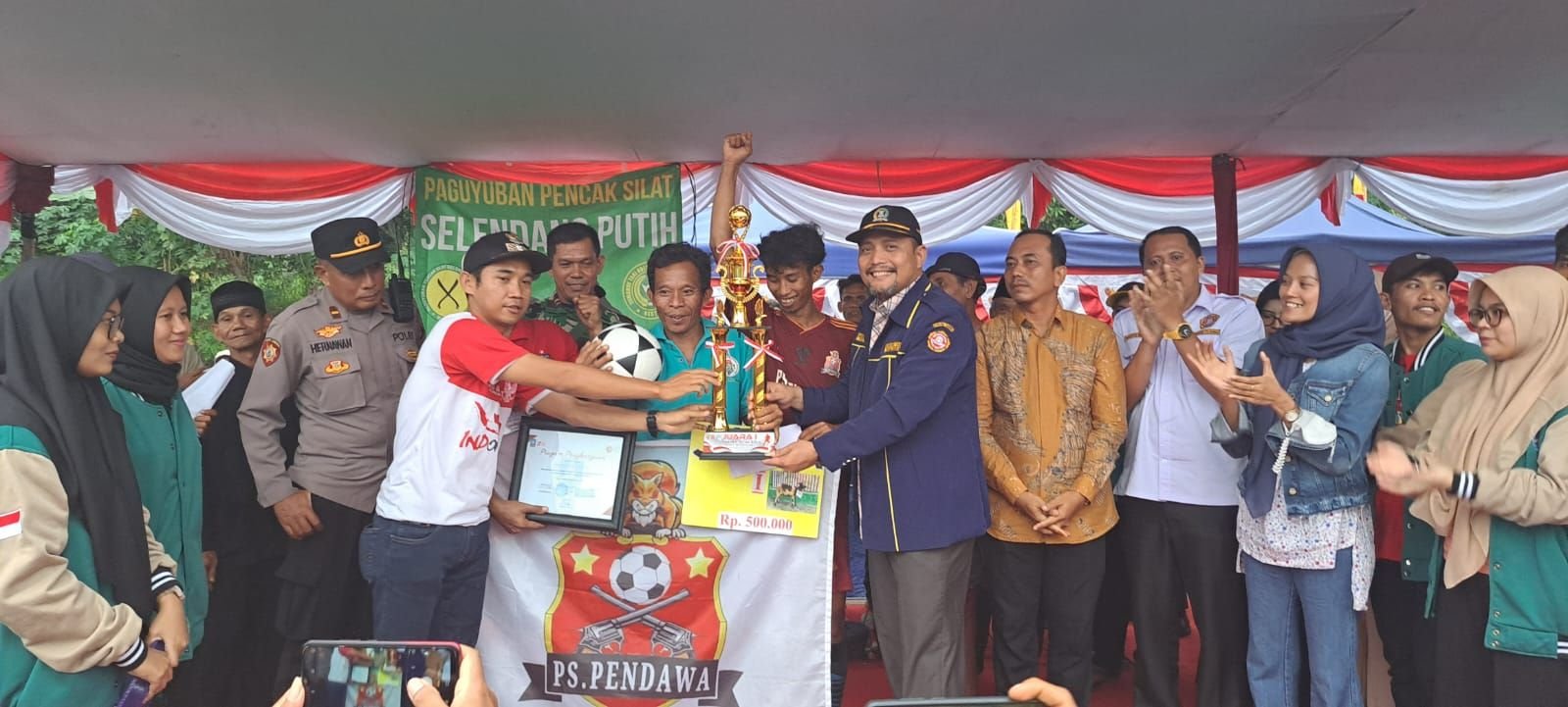 Pemdes Talaga Kabupaten Serang Rayakan HUT RI Sebulan Penuh 1 Pemdes Talaga Kabupaten Serang Rayakan HUT RI Sebulan Penuh