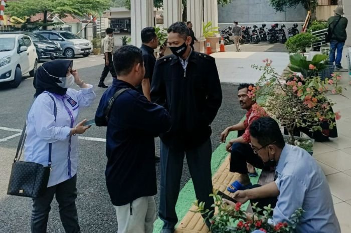 Tega.... Bocah 11 Tahun Dicabuli Sang Paman di Lebak, RPA Banten Kawal Sampai Tuntas 1 Tega.... Bocah 11 Tahun Dicabuli Sang Paman di Lebak, RPA Banten Kawal Sampai Tuntas