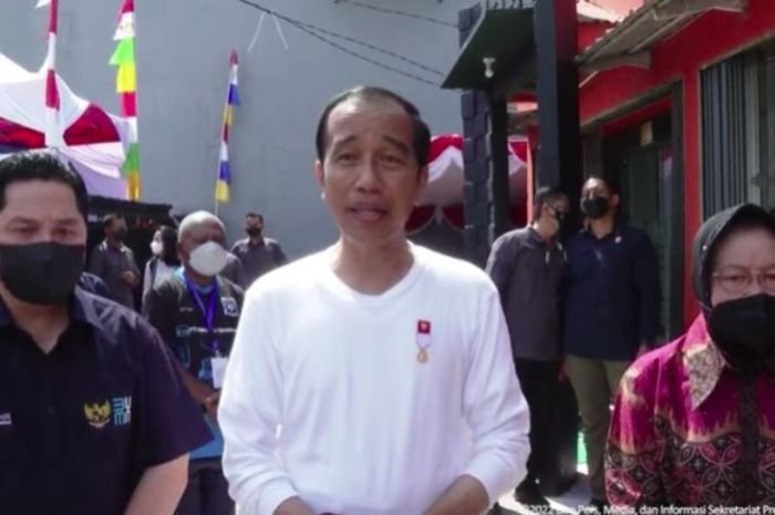 Sinyal Kenaikan Harga BBM Makin Kuat, Pemerintah Siapkan Bansos untuk Kompensasi, Kapan Cairnya? 1 Sinyal Kenaikan Harga BBM Makin Kuat, Pemerintah Siapkan Bansos untuk Kompensasi, Kapan Cairnya?