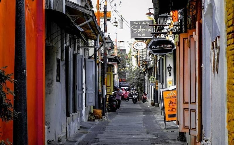 Sambut Hari Batik Nasional, Ini 7 Tempat Wisata Batik yang Menarik Dikunjungi