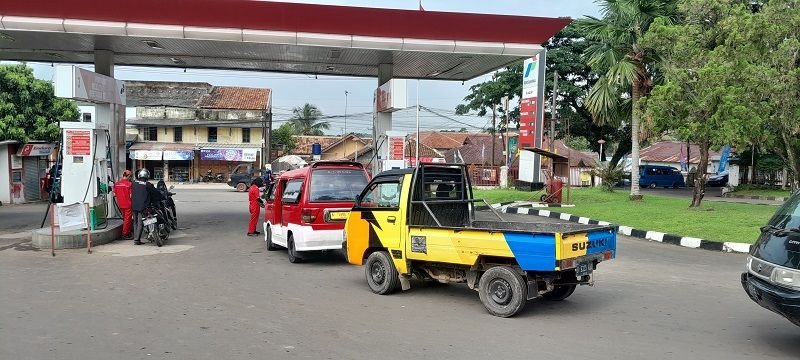 Harga Pertamax Turun, Pemilik Sepeda Motor Tetap Mengeluh 2 Harga Pertamax Turun, Pemilik Sepeda Motor Tetap Mengeluh