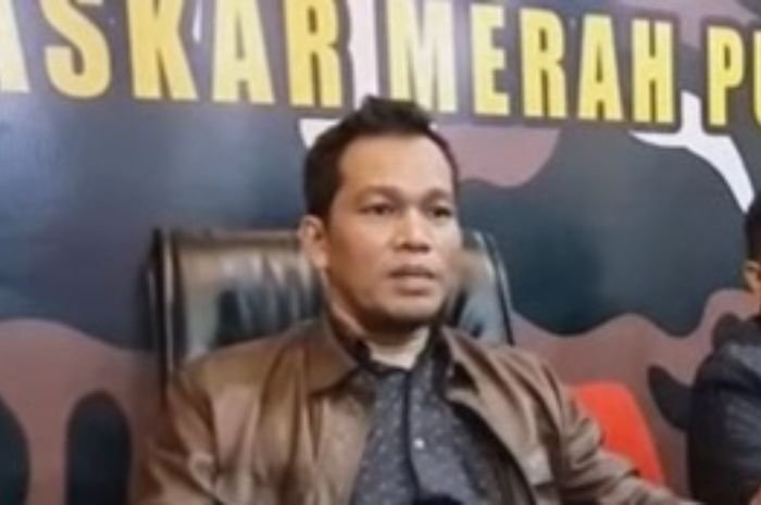 Rizky Billar Kena Mental Usai Terseret Kasus KDRT ke Lesti Kejora, Pengacara: Hanya Makan Indomie 4 Rizky Billar Kena Mental Usai Terseret Kasus KDRT ke Lesti Kejora, Pengacara: Hanya Makan Indomie