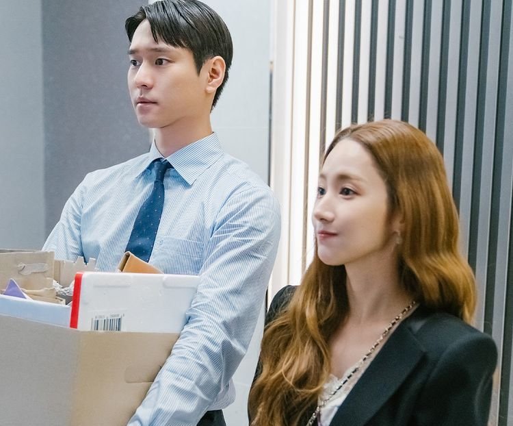 Link Nonton Drakor Love in Contract Episode 11 Sub Indo, Bukan di Dramaqu, LK21 dan Telegram 1 Link Nonton Drakor Love in Contract Episode 8 Sub Indo, Bukan di Dramaqu, LK21 dan Telegram