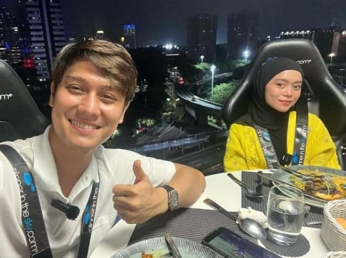 Usai Rizky Billar Ditetapkan Menjadi Tersangka, Lesti Kejora Disebut Histeris 1 Usai Rizky Billar Ditetapkan Menjadi Tersangka, Lesti Kejora Disebut Histeris