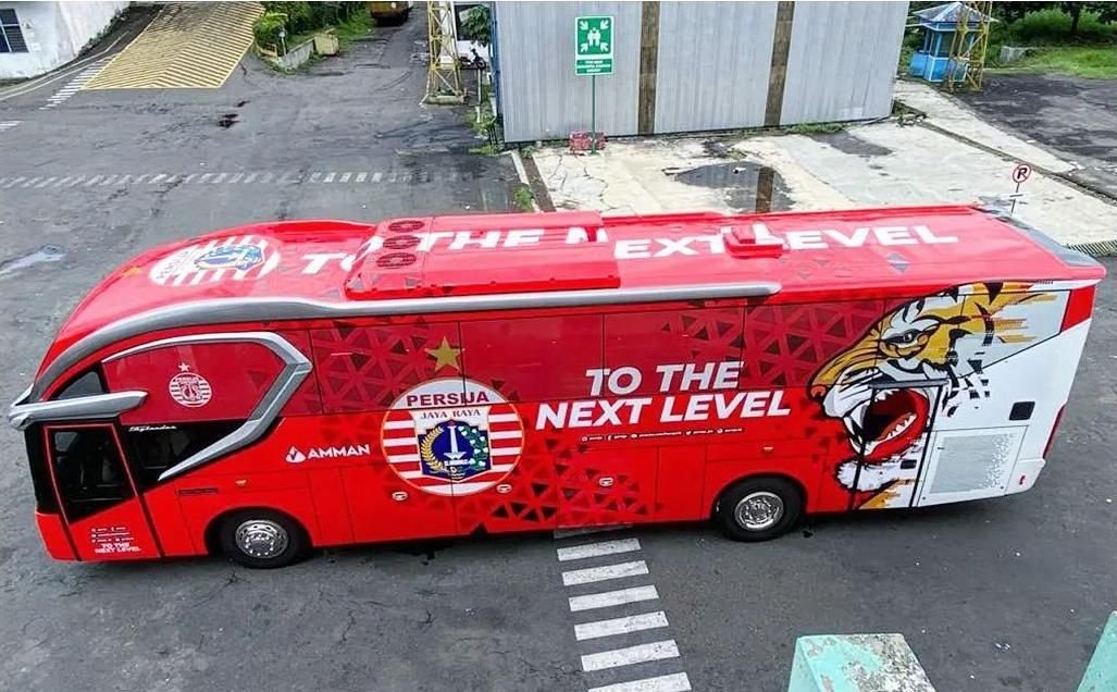 Persija Miliki Bus Baru dengan Chasis Mercedes Benz 1626, Ternyata Buatan Karoseri di Kota Ini 4 Persija Miliki Bus Baru dengan Chasis Mercedes Benz 1626, Ternyata Buatan Karoseri di Kota Ini