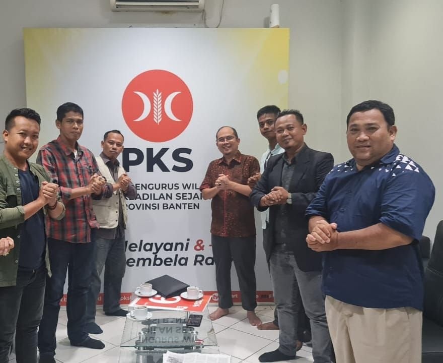 Ketua DPW PKS Provinsi Bantan Bakal Dideklarasikan Sebagai Calon Gubernur Banten 2 Ketua DPW PKS Provinsi Bantan Bakal Dideklarasikan Sebagai Calon Gubernur Banten