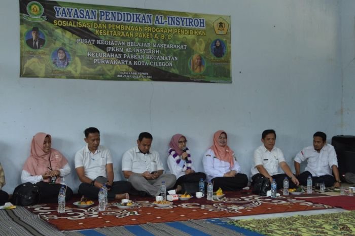 Warga Cilegon Pemilik Ijazah Kejar Paket Berpeluang Terima Beasiswa Full Sarjana 1 Warga Cilegon Pemilik Ijazah Kejar Paket Berpeluang Terima Beasiswa Full Sarjana