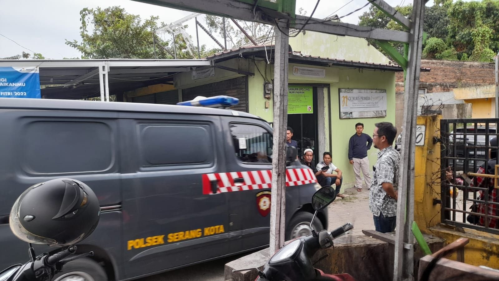 Kronologi Korban Tewas Penusukan OTK di Kota Serang, Polisi Temukan Fakta Ini 1 Warga Kota Serang Tewas Ditusuk Pria Misterius Saat Pulang Sholat Jumat