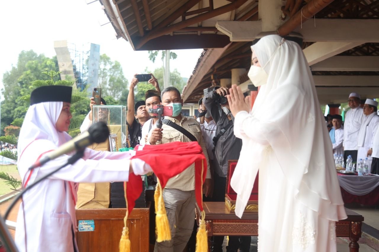 Bupati Irna Sebut Santri dan Ulama Pandeglang Menjadi Teladan Dunia