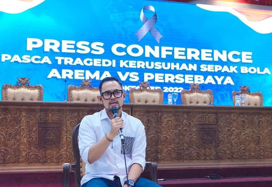 Juragan 99 Mundur dari Kursi Presiden Arema FC 1 Juragan 99 Mundur dari Kursi Presiden Arema FC