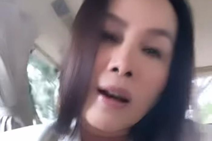 Sudah Ditolak, Fitri Salhuteru Masih Optimis Nikita Mirzani Dapat Penangguhan Penahanan 3 Sudah Ditolak, Fitri Salhuteru Masih Optimis Nikita Mirzani Dapat Penangguhan Penahanan