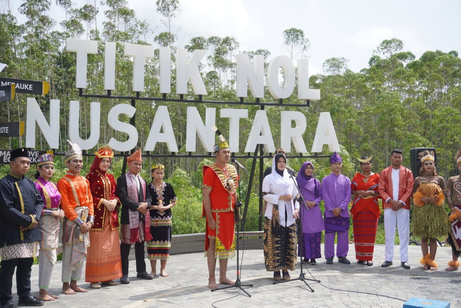 Cara Daftar Lowongan Kerja di IKN Terlengkap, Langsung Akses Sebelum Akses Overload 2 Ini Isi 5 Poin Manifesto Sumpah Pemuda Ke-94 yang Dibacakan Para Pemuda Indonesia di IKN Kalimantan Timur