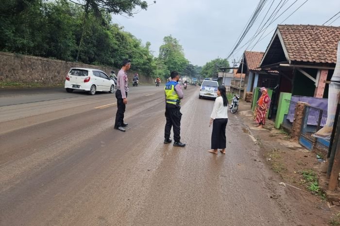 Waspada Jika Melintas Jalan Raya Serang-Cilegon yang Licin, Pagi Ini Sudah Makan Korban Jiwa