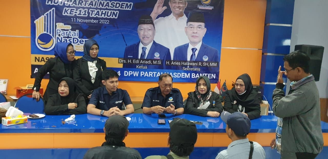 Nasdem Banten Instruksikan Pasang Foto Anies Baswedan di APK Caleg 1 Nasdem Banten Instruksikan Pasang Foto Anies Baswedan di APK Caleg