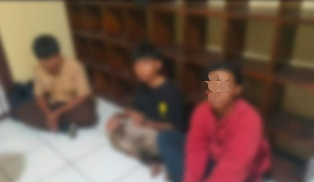 3 Pelajar Terduga Pelaku Video Tawuran 'Gangster' Bocah di Cilegon Diciduk Polisi, Ini Respons Dindikbud 1 3 Pelajar Terduga Pelaku Video Tawuran 'Gangster' Bocah di Cilegon Diciduk Polisi, Ini Respons Dindikbud