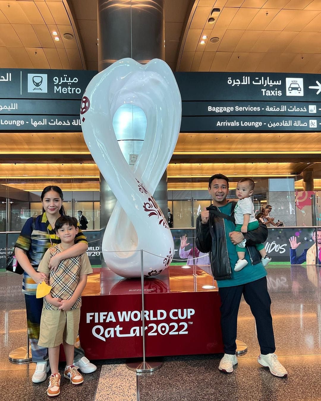 Kamu Cuma Nonton di TV? Raffi Ahmad Nonton Piala Dunia 2022 Langsung di Qatar 1 Raffi Ahmad dan Nagita Slavina Posting Sedang di Qatar untuk Nonton Piala Dunia 2022, Netizen Riuh