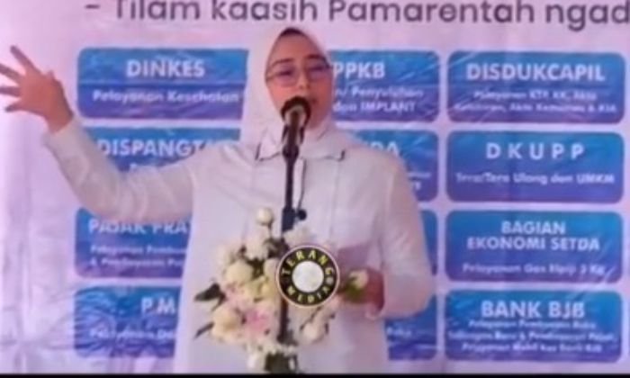 Anne Ratna Blak-blakan Tabiat Asli Dedi Mulyadi: Kamu Ga Punya Malu? 1 Anne Ratna Blak-blakan Tabiat Asli Dedi Mulyadi: Kamu Ga Punya Malu?