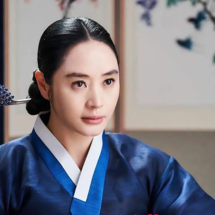 Link Nonton Under The Queen's Umbrella Episode 16 Sub Indo Tamat Resmi Bukan di Lk21,Telegram atau Bilibili 1 Link Nonton Under The Queen's Umbrella Episode 16 Sub Indo Tamat Resmi Bukan di Lk21,Telegram atau Bilibili