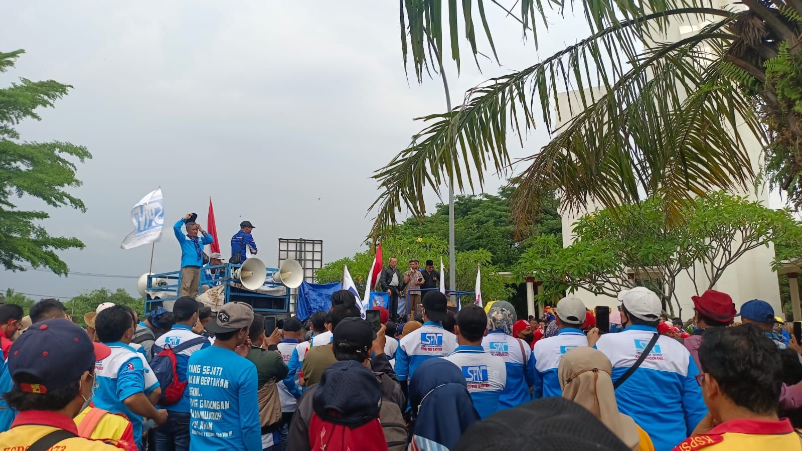 Buruh Ngotot Minta Kenaikan UMK 2023 Minimal 13 Persen, Kalau Tidak...