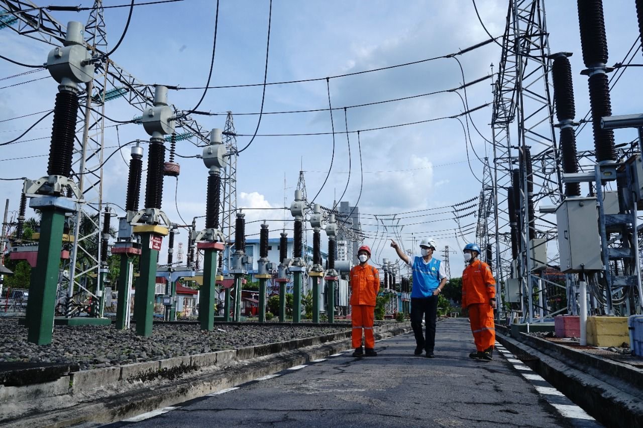 Tak Mau Ada Mati Listrik, PLN Siagakan 31.500 Personel Selama Nataru Berlangsung 1 Tak Mau Ada Mati Listrik, PLN Siagakan 31.500 Personel Selama Nataru Berlangsung