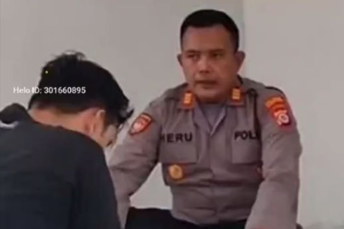 Kapolsek Pengasih Rela Jual Rumah untuk Bangun Masjid, Warganet: Terlalu Ekstrem, Tidak Perlu......