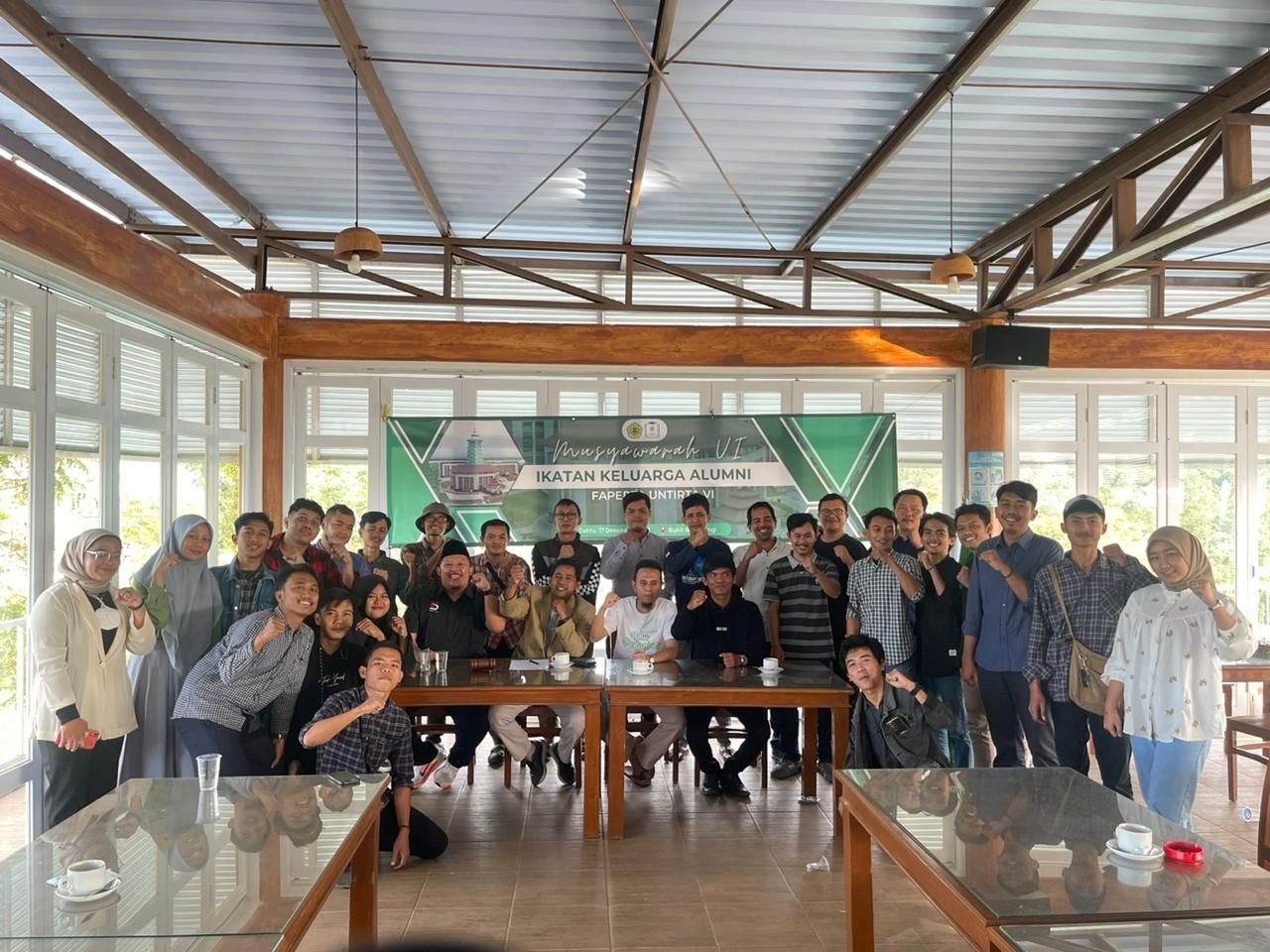 Terpilih Aklamasi, Suroyo Pimpin IKA Fakultas Pertanian Untirta 5 Terpilih Aklamasi, Suroyo Pimpin IKA Fakultas Pertanian Untirta